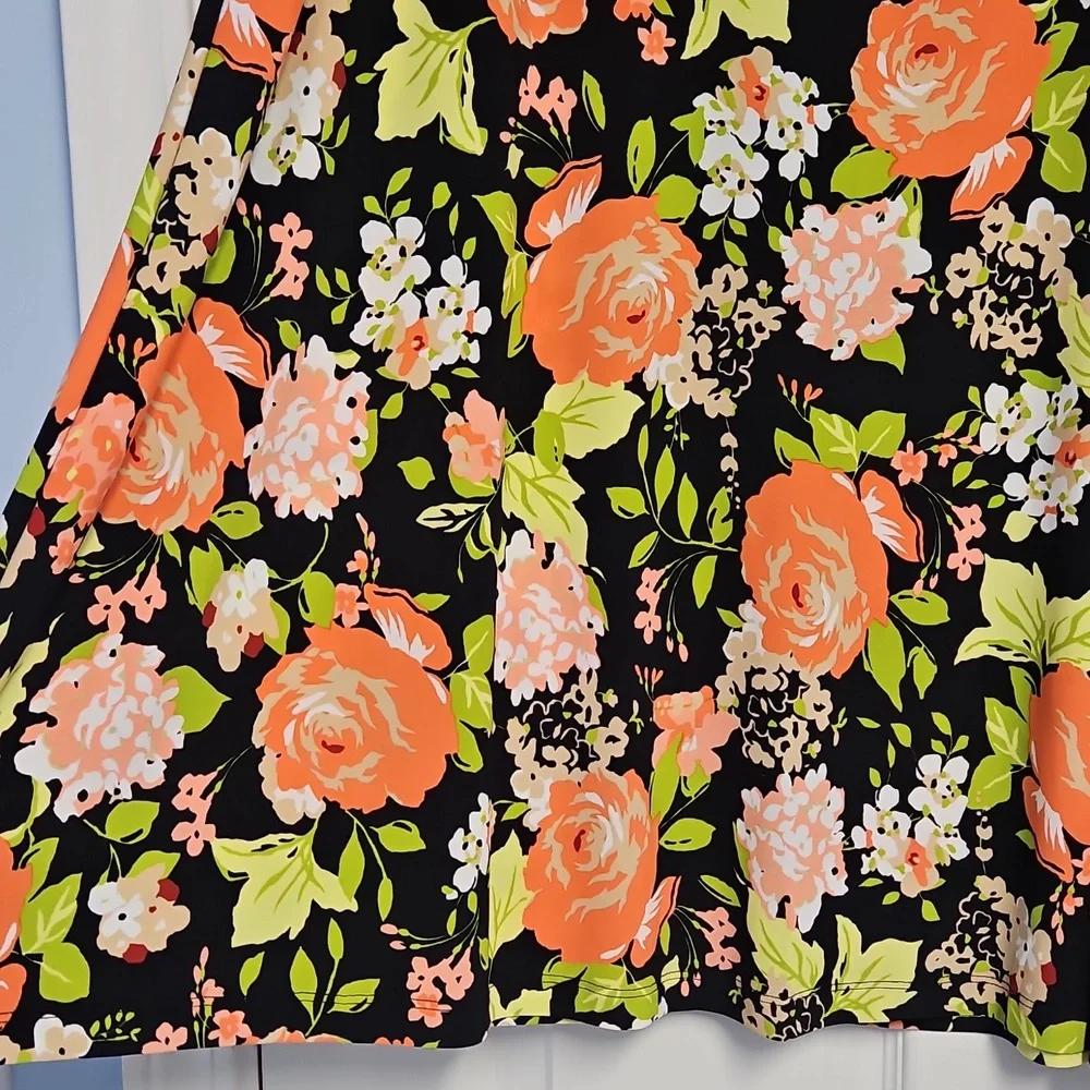 Kasper Woman A-line Flowy Midi Skirt: Black/Green/Papaya‎ Floral: Size- 2X